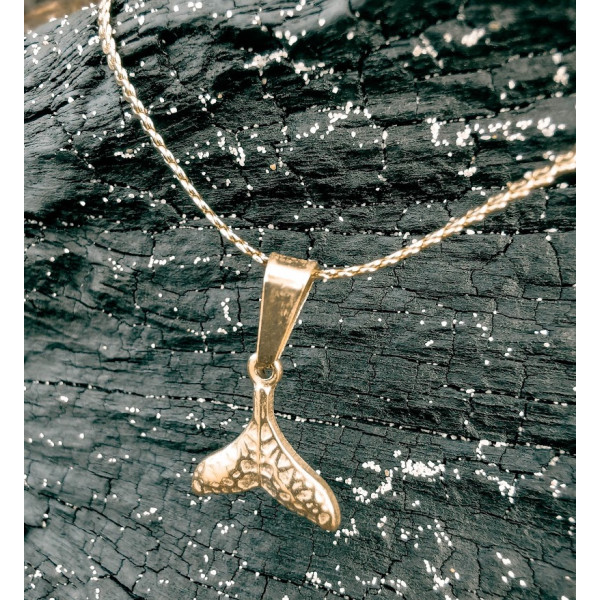COLLIER QUEUE DE BALEINE TEXTUREE